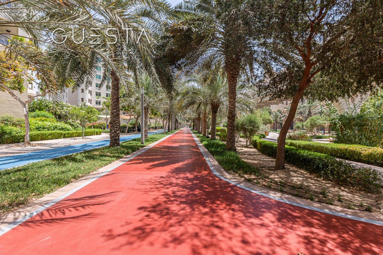 Shoreline The Palm, Free Beach & Pool Access Dubai Exterior photo